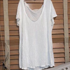 White urban outfitters v neck